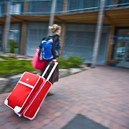 Hamar Vandrerhjem 2* האמאר